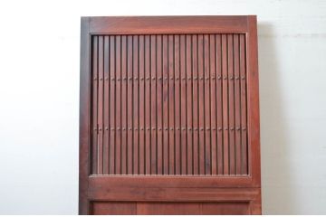 アンティーク建具　総欅(ケヤキ)材　上品さと重厚感を兼ね備えた富山蔵戸1枚(格子蔵戸、玄関戸、玄関ドア、引き戸)(R-081031)