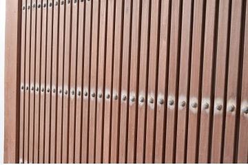 アンティーク建具　上手物!!　関西地方　上質な和の空間を演出する作りの良い格子蔵戸1枚(格子戸、引き戸、玄関戸)(R-081032)