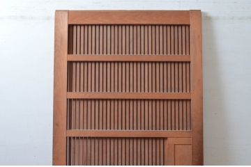 アンティーク建具　上手物!!　関西地方　上質な和の空間を演出する作りの良い格子蔵戸1枚(格子戸、引き戸、玄関戸)(R-081032)