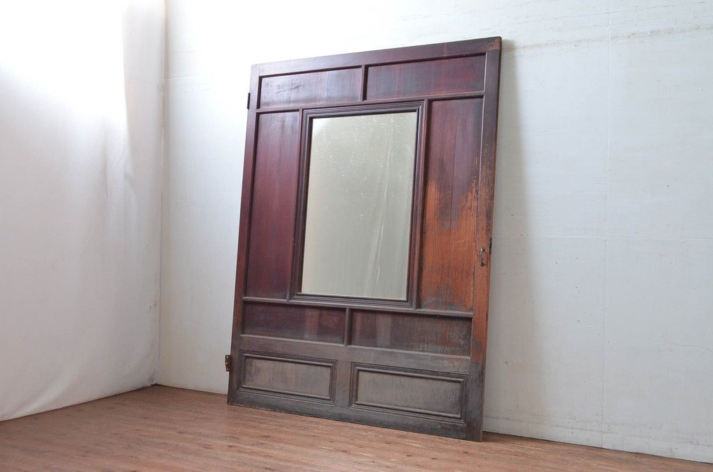 アンティーク建具　大正～昭和初期　希少デザイン　特大!! 空間の主役になる古い洋館のミラー付きドア1枚　(R-081034)