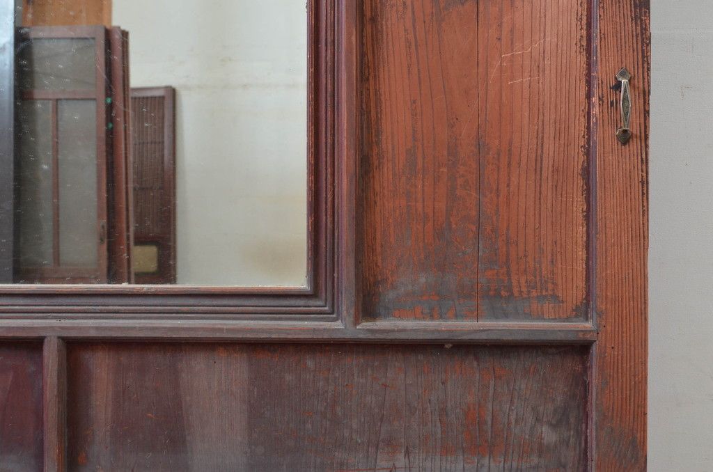 アンティーク建具　大正～昭和初期　希少デザイン　特大!! 空間の主役になる古い洋館のミラー付きドア1枚　(R-081034)