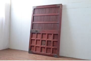 アンティーク建具　上手物!!　北陸産　総欅(ケヤキ)材　古い木味や金具が時代の流れを感じる格子蔵戸1枚(格子戸、引き戸、玄関戸)(R-081037)