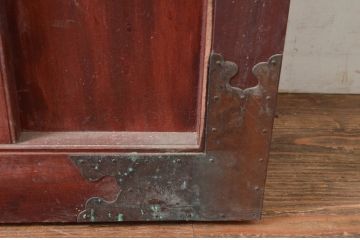 アンティーク建具　上手物!!　北陸産　総欅(ケヤキ)材　古い木味や金具が時代の流れを感じる格子蔵戸1枚(格子戸、引き戸、玄関戸)(R-081037)