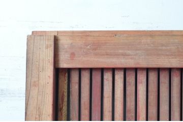 アンティーク建具　上手物!!　北陸産　総欅(ケヤキ)材　古い木味や金具が時代の流れを感じる格子蔵戸1枚(格子戸、引き戸、玄関戸)(R-081037)