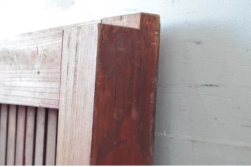 アンティーク建具　上手物!!　北陸産　総欅(ケヤキ)材　古い木味や金具が時代の流れを感じる格子蔵戸1枚(格子戸、引き戸、玄関戸)(R-081037)