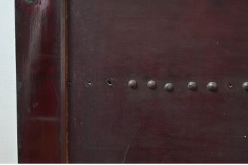 アンティーク建具　上手物!!　漆塗り　細かなマス目格子のガラス入り蔵戸1枚(升目格子、きつね格子、狐格子、格子戸、引き戸、ガラス戸)(R-081038)