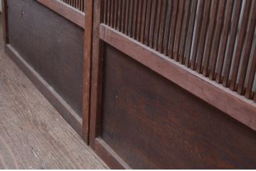 アンティーク建具　裏障子付き　どこか懐かしい雰囲気を感じるレトロな格子戸3枚セット(引き戸、障子戸)(R-081039)