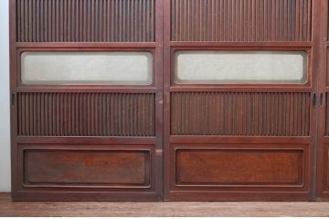 アンティーク建具　最高級!!　上手物!!　腰板欅(ケヤキ)材　上質な和の空間を演出する凝った作りの格子戸4枚セット(障子戸、引き戸)(R-081040)