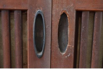 アンティーク建具　最高級!!　上手物!!　腰板欅(ケヤキ)材　上質な和の空間を演出する凝った作りの格子戸4枚セット(障子戸、引き戸)(R-081040)
