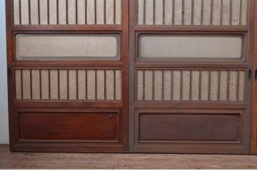 アンティーク建具　最高級!!　上手物!!　腰板欅(ケヤキ)材　上質な和の空間を演出する凝った作りの格子戸4枚セット(障子戸、引き戸)(R-081040)