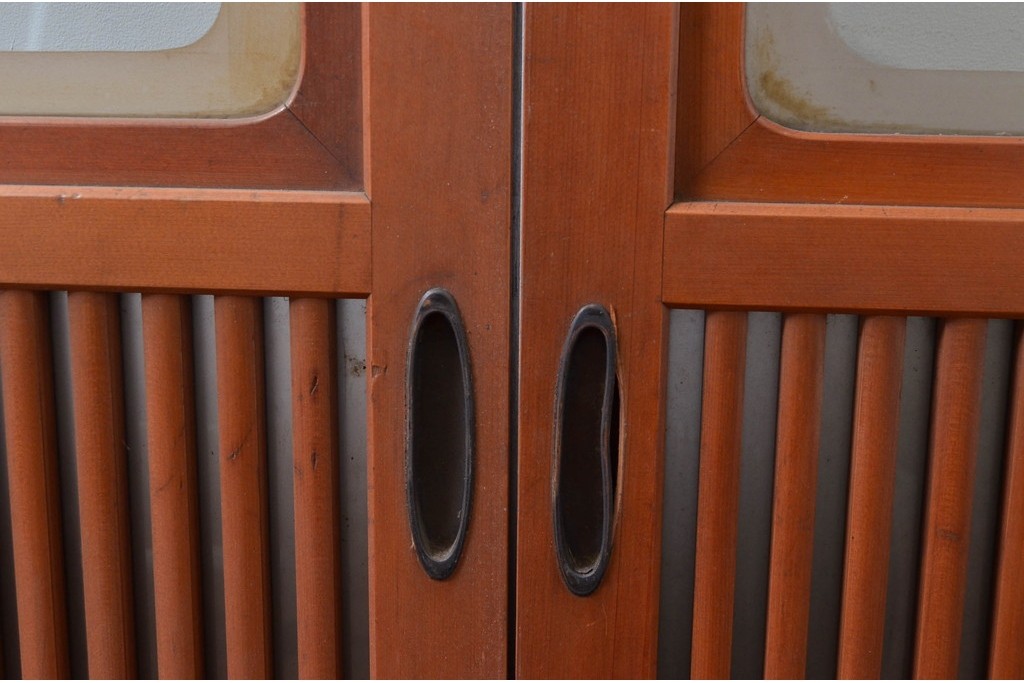 アンティーク建具　激レア!!　希少　特注品　腰板欅(ケヤキ)材　玉杢　両面格子仕上げが見事な最高級のガラス入り格子戸4枚セット　(R-081041)