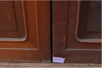 アンティーク建具　激レア!!　希少　特注品　腰板欅(ケヤキ)材　玉杢　両面格子仕上げが見事な最高級のガラス入り格子戸4枚セット　(R-081041)