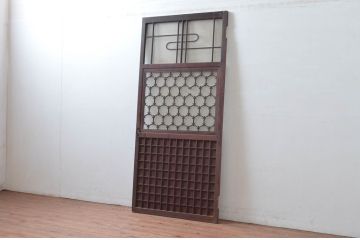 アンティーク建具　希少デザイン　3種類の素敵なデザインが楽しめる組子入りガラス扉1枚(ドア、木製扉)(R-081042)