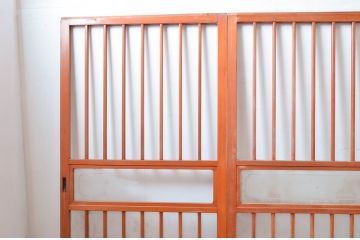 アンティーク建具　優しい木味があたたかみを感じるガラス戸4枚セット(引き戸)(R-081053)