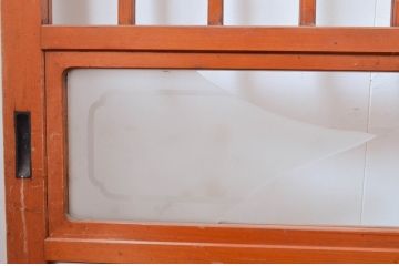 アンティーク建具　優しい木味があたたかみを感じるガラス戸4枚セット(引き戸)(R-081053)