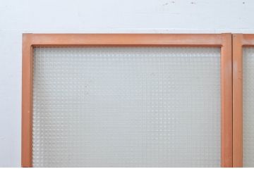 アンティーク建具　大正ロマンな雰囲気醸し出す大判なプレスガラスの窓2枚セット(引き戸、ガラス戸)(R-081054)