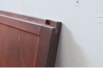 アンティーク建具　長い歴史を刻んだ風合いが魅力的な横桟板戸窓1枚(引き戸、格子戸、板戸、舞良戸、まいらど)(R-081057)