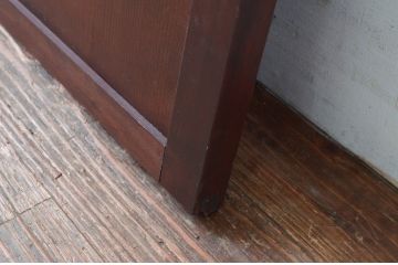 アンティーク建具　長い歴史を刻んだ風合いが魅力的な横桟板戸窓1枚(引き戸、格子戸、板戸、舞良戸、まいらど)(R-081058)
