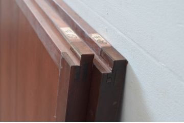 アンティーク建具　心和ませる古い木味が魅力的な舞良戸窓2枚セット(横桟引き戸、板戸、引き戸、まいらど)(R-081059)