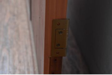 アンティーク建具　落ち着きのある色合いが魅力の舞良戸扉1枚(ドア、まいらど、板戸)(R-081060)