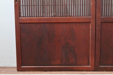 アンティーク建具　アクリル板入り　長い歴史を刻んだ風合いが魅力的な格子帯戸2枚セット(引き戸、格子戸、板戸)(R-081067)