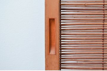 アンティーク建具　無双腰板が涼しげな和の空間を演出する夏戸2枚(簾戸、簀戸、葭戸、夏障子、葦戸、引き戸)(R-081068)