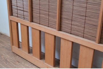 アンティーク建具　無双腰板が涼しげな和の空間を演出する夏戸2枚(簾戸、簀戸、葭戸、夏障子、葦戸、引き戸)(R-081068)