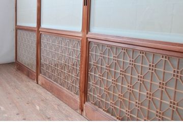 アンティーク建具　高級特注品!!　上品で凝ったデザインが魅力的な組子入り雪見障子戸4枚セット(猫間障子戸、擦り上げ障子戸、擦上障子戸、引き戸、ガラス戸)(R-081072)