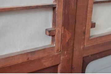 アンティーク建具　上手物!!　どこか懐かしい雰囲気を醸し出す裏障子付き格子戸4枚セット(引き戸、障子戸、ガラス帯戸)(R-081083)
