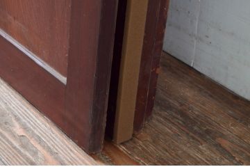 アンティーク建具　杉材　一枚板　味わい深い色合いと木目が魅力的な板戸4枚セット(引き戸、建具)(R-081084)