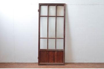 アンティーク建具　レトロな佇まいが魅力的なガラス扉1枚(ドア、木製扉)(R-081085)