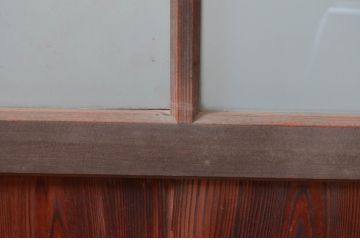 アンティーク建具　レトロな佇まいが魅力的なガラス扉1枚(ドア、木製扉)(R-081085)