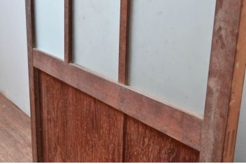 アンティーク建具　レトロな佇まいが魅力的なガラス扉1枚(ドア、木製扉)(R-081085)