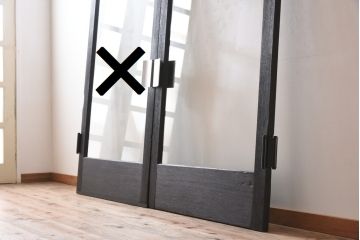 ビンテージ建具　無垢材　ブラックペイントがカッコイイ特大ガラスドア1枚(扉、ガラス戸、ヴィンテージ)(R-081094)