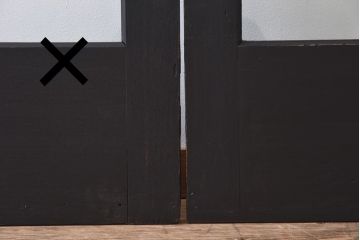 ビンテージ建具　無垢材　ブラックペイントがカッコイイ特大ガラスドア1枚(扉、ガラス戸、ヴィンテージ)(R-081094)