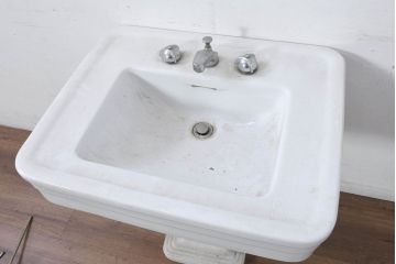 和製ビンテージ　希少!!　東洋陶器　TOTO　ヨーロピアン　クラシックな美しさと空間の開放感が魅力のペデスタルシンク(洗面台、流し、手洗いスタンド、ウォッシュスタンド、店舗什器)(R-081099)
