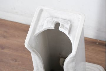 和製ビンテージ　希少!!　東洋陶器　TOTO　ヨーロピアン　クラシックな美しさと空間の開放感が魅力のペデスタルシンク(洗面台、流し、手洗いスタンド、ウォッシュスタンド、店舗什器)(R-081099)