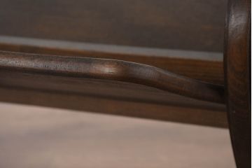 和製ビンテージ　オールドカリモク(karimoku)　マガジンラック付き　木のぬくもり感じるサイドテーブル(電話台、飾り台、ディスプレイ台、陳列棚、コンソールテーブル、ヴィンテージ)(R-081100)