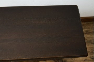 和製ビンテージ　オールドカリモク(karimoku)　マガジンラック付き　木のぬくもり感じるサイドテーブル(電話台、飾り台、ディスプレイ台、陳列棚、コンソールテーブル、ヴィンテージ)(R-081100)