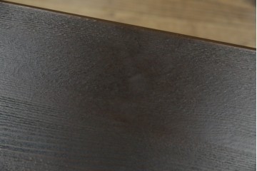 和製ビンテージ　オールドカリモク(karimoku)　マガジンラック付き　木のぬくもり感じるサイドテーブル(電話台、飾り台、ディスプレイ台、陳列棚、コンソールテーブル、ヴィンテージ)(R-081100)