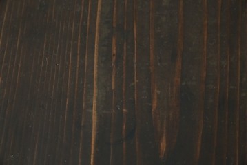 和製アンティーク　木味の簡素な三段飾り棚　(R-081102)