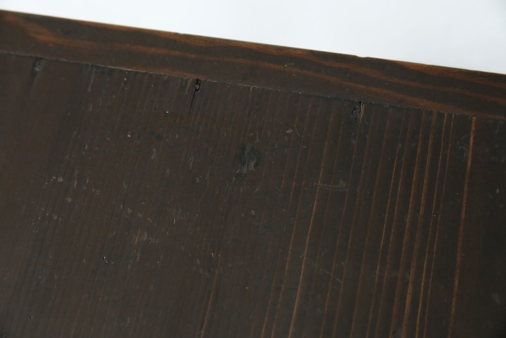 和製アンティーク　木味の簡素な三段飾り棚　(R-081102)