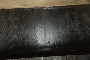 和製アンティーク　木味の簡素な三段飾り棚　(R-081102)