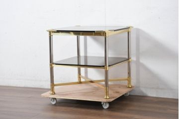 イタリアビンテージ　高級家具ブランド　Vivai del Sud(ヴィヴァイ デル シュッド)社製　ブラスフレーム　スモークガラス　洗練されたデザインのコーヒーテーブル(サイドテーブル、ローテーブル、リビングテーブル、センターテーブル、店舗什器、ヴィンテージ)(R-081107)