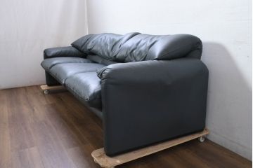 中古　超美品　Cassina(カッシーナ)　MARALUNGA(マラルンガ)　専門店にて再塗装リペア済!高級感あふれる3人掛けソファ(3P、三人掛けソファ)(現行定価約240万円)(R-081116)