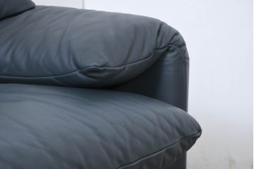 中古　超美品　Cassina(カッシーナ)　MARALUNGA(マラルンガ)　専門店にて再塗装リペア済!高級感あふれる3人掛けソファ(3P、三人掛けソファ)(現行定価約240万円)(R-081116)