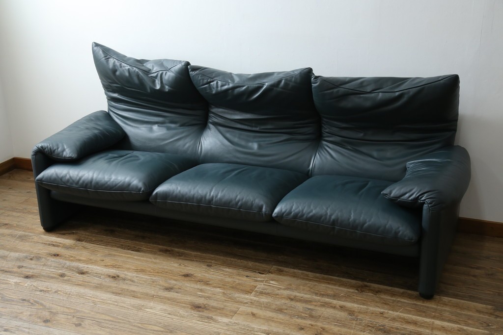 中古　超美品　Cassina(カッシーナ)　MARALUNGA(マラルンガ)　専門店にて再塗装リペア済!高級感あふれる3人掛けソファ　現行定価約240万円　(R-081116)