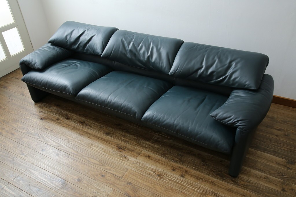 中古　超美品　Cassina(カッシーナ)　MARALUNGA(マラルンガ)　専門店にて再塗装リペア済!高級感あふれる3人掛けソファ　現行定価約240万円　(R-081116)
