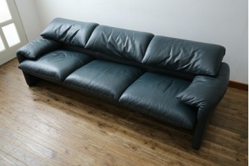 中古　超美品　Cassina(カッシーナ)　MARALUNGA(マラルンガ)　専門店にて再塗装リペア済!高級感あふれる3人掛けソファ　現行定価約240万円　(R-081116)