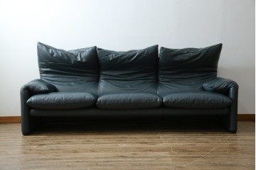 中古　超美品　Cassina(カッシーナ)　MARALUNGA(マラルンガ)　専門店にて再塗装リペア済!高級感あふれる3人掛けソファ　現行定価約240万円　(R-081116)